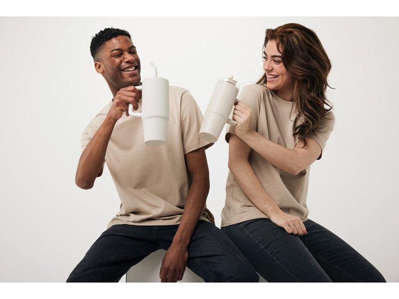 Tana Gerecyclede Plastic Tumbler met Handvat 900 ml - Duurzame Drinkfles | Totziens Promotions Tana Gerecyclede Plastic Tumbler met Handvat 900 ml - Duurzame Drinkfles | Totziens Promotions