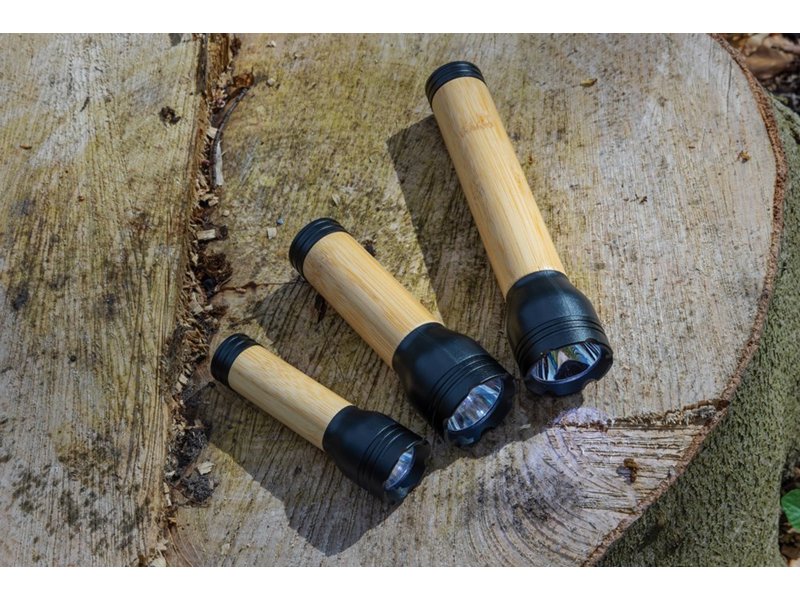 Lucid 5W zaklamp van RCS gerecycled plastic en bamboe