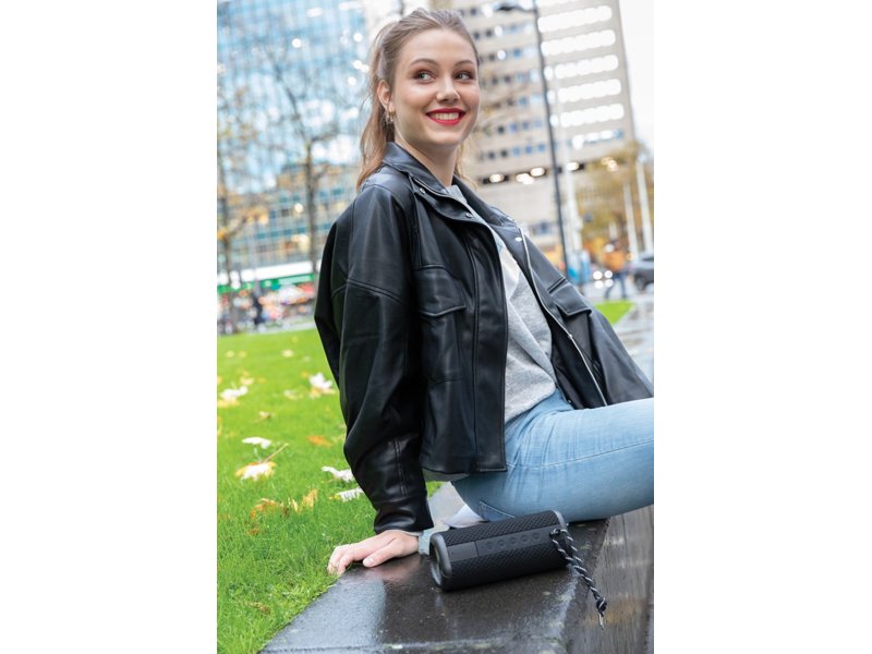 Urban Vitamin Berkeley IPX7 draadloze 10W luidspreker Urban Vitamin Berkeley IPX7 draadloze 10W luidspreker