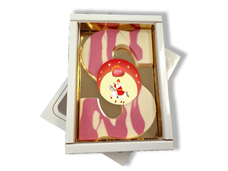 Roze/ wit crème letter aardbei