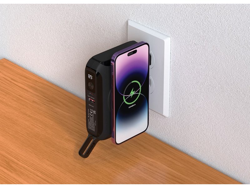 Urban Vitamin Oxnard 5 in 1 65W universele oplader Urban Vitamin Oxnard 5 in 1 65W universele oplader