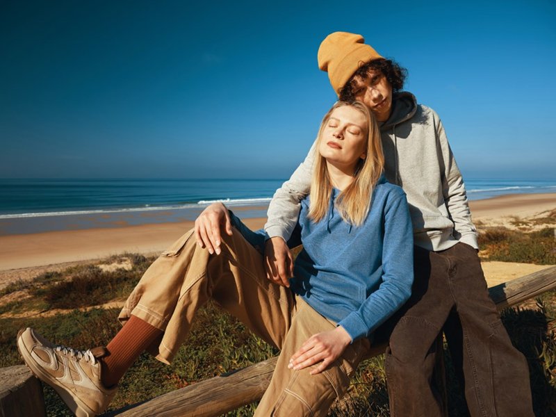 Duurzame Hoodie - Iqoniq - unieke QR code om kwaliteit te controleren Duurzame Hoodie - Iqoniq - unieke QR code om kwaliteit te controleren