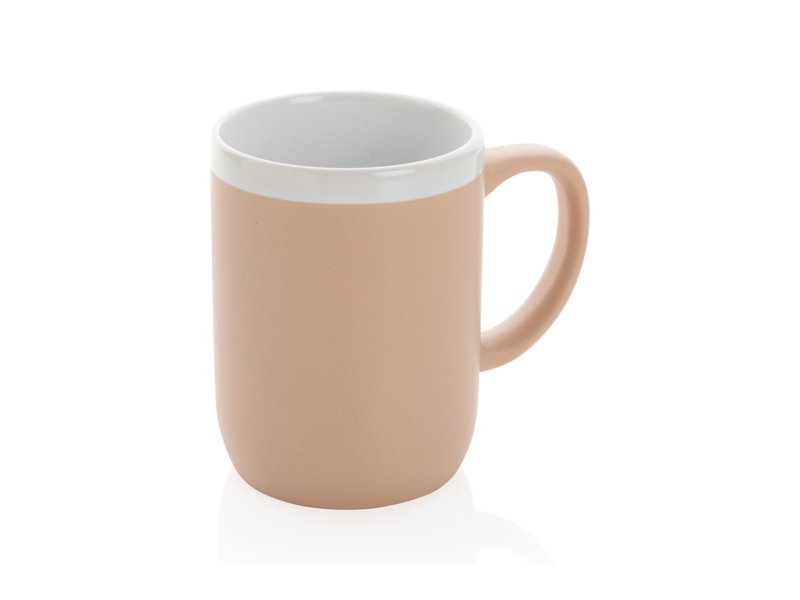 Keramische mok met witte rand