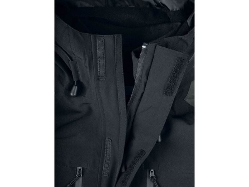 Clique jassen bedrukken met eigen logo? Al vanaf 5 stuks mogelijk Clique jassen bedrukken met eigen logo? Al vanaf 5 stuks mogelijk