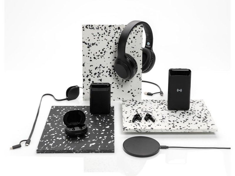 RCS standaard recycled plastic wireless powerbank