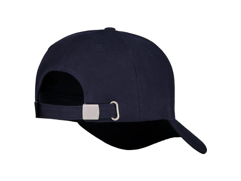 Nilton's Retail Medium cap Nilton's Retail Medium cap