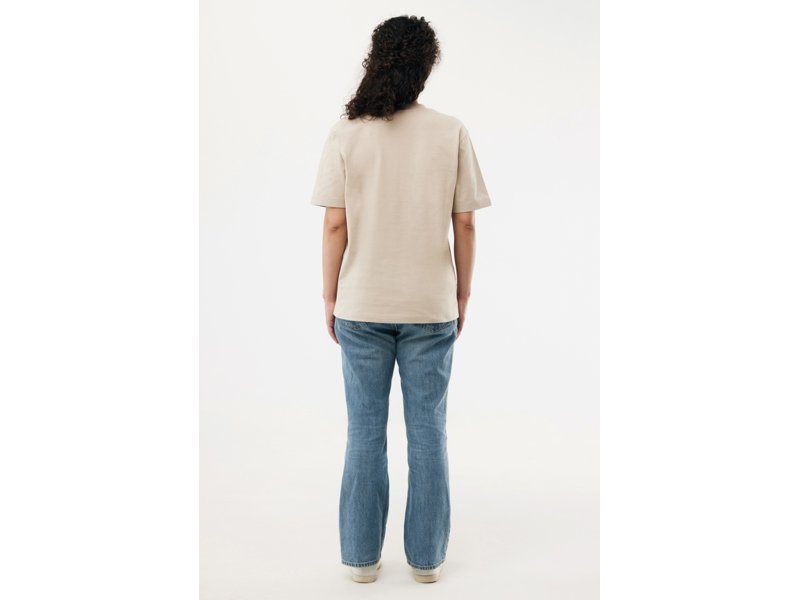 IQONIQ Nikko heavyweight gerecycled katoen t-shirt IQONIQ Nikko heavyweight gerecycled katoen t-shirt