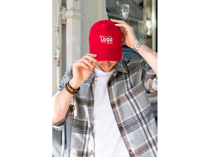 Nilton's Retail Medium cap Nilton's Retail Medium cap