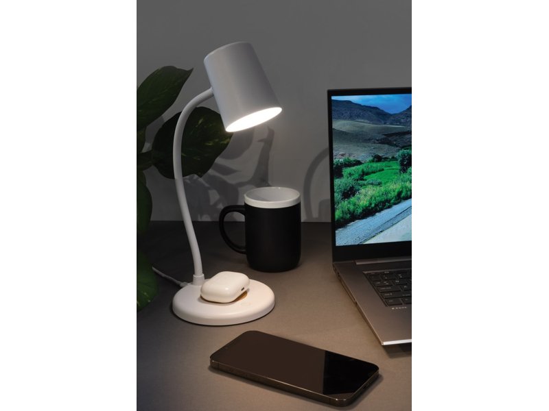 Zenara RCS 15W draadloze bureaulamp van gerecycled plastic Zenara RCS 15W draadloze bureaulamp van gerecycled plastic