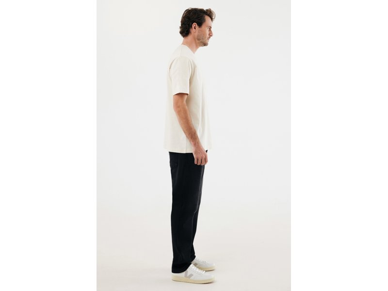 IQONIQ Nikko heavyweight gerecycled katoen t-shirt IQONIQ Nikko heavyweight gerecycled katoen t-shirt