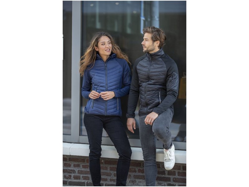 Elevate jassen bestellen bij Totziens Promotions!