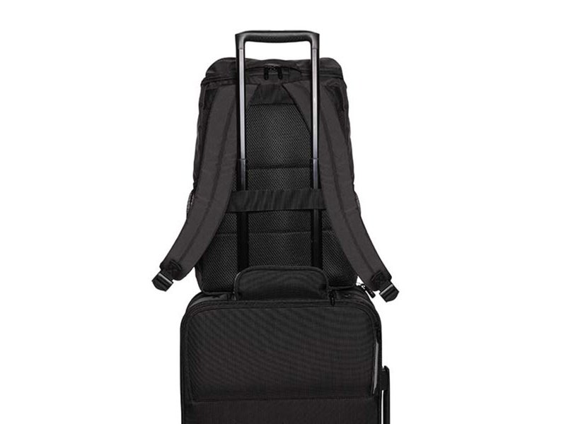Swiss Peak AWARE™ easy access 15.6" laptop rugzak