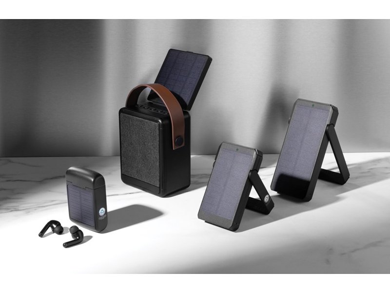 Skywave RCS rerecycled solar powerbank 10.000 mah 10W