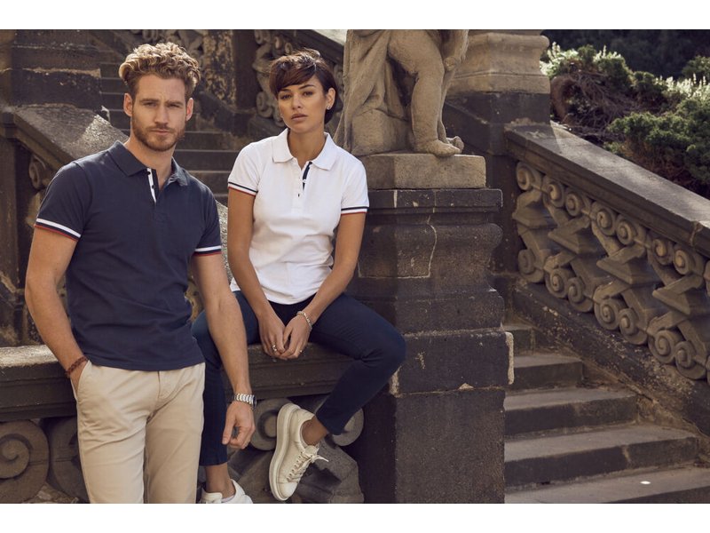 Clique Newton Ladies