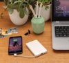 5.000 mAh zakformaat powerbank met geïntegreerde kabels 5.000 mAh zakformaat powerbank met geïntegreerde kabels
