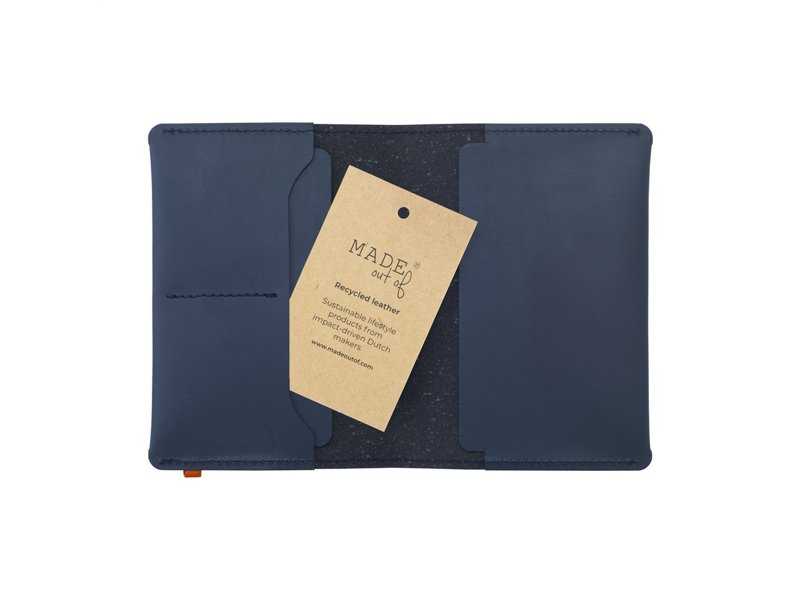 Recycled Leather Passport Holder paspoorthoesje