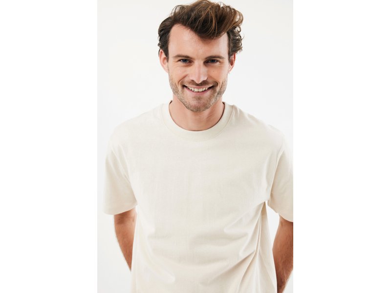 IQONIQ Nikko heavyweight gerecycled katoen t-shirt IQONIQ Nikko heavyweight gerecycled katoen t-shirt