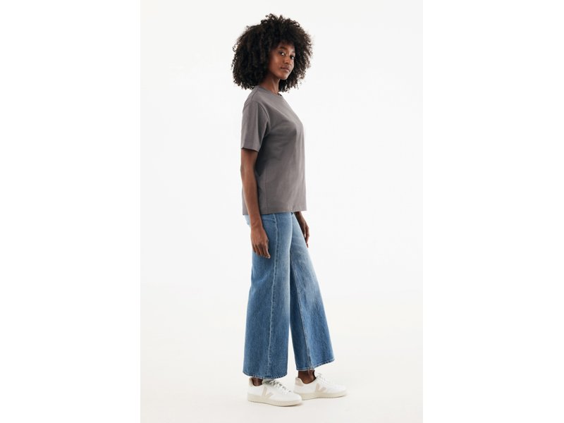 IQONIQ Nikko heavyweight gerecycled katoen t-shirt IQONIQ Nikko heavyweight gerecycled katoen t-shirt