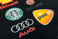 Voorbeeld van digitaal geprinte full colour logo's