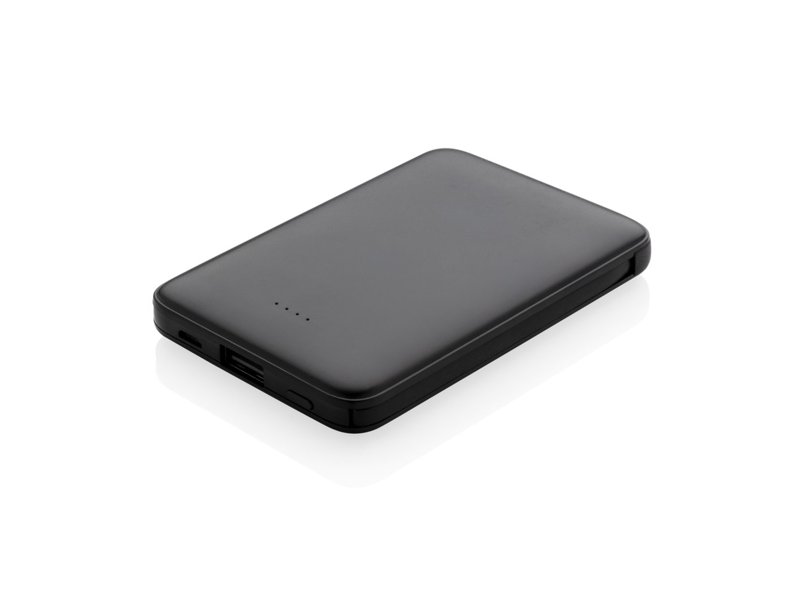 5.000 mAh zakformaat powerbank met geïntegreerde kabels 5.000 mAh zakformaat powerbank met geïntegreerde kabels