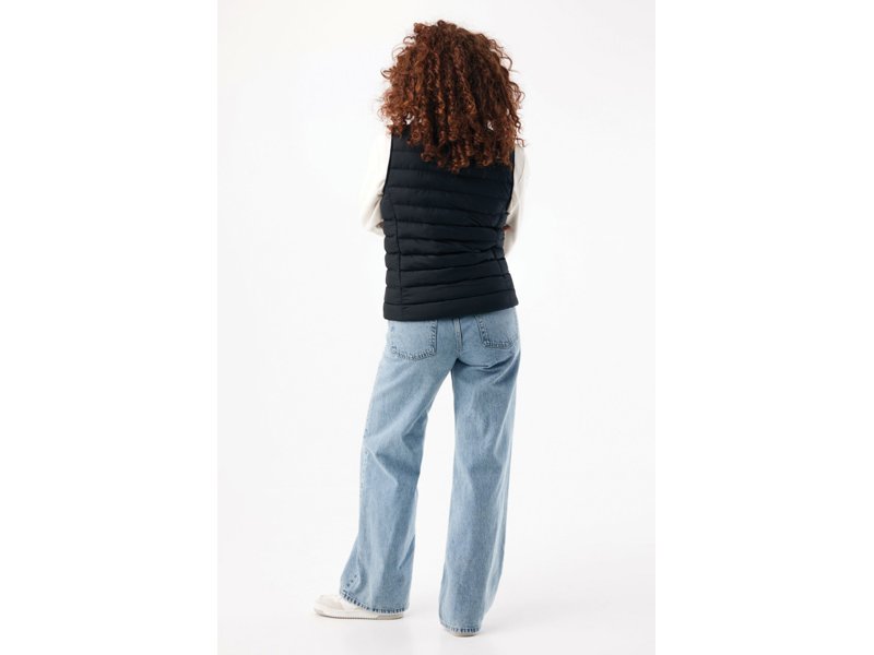 IQONIQ Meru dames gerecycled polyester bodywarmer IQONIQ Meru dames gerecycled polyester bodywarmer