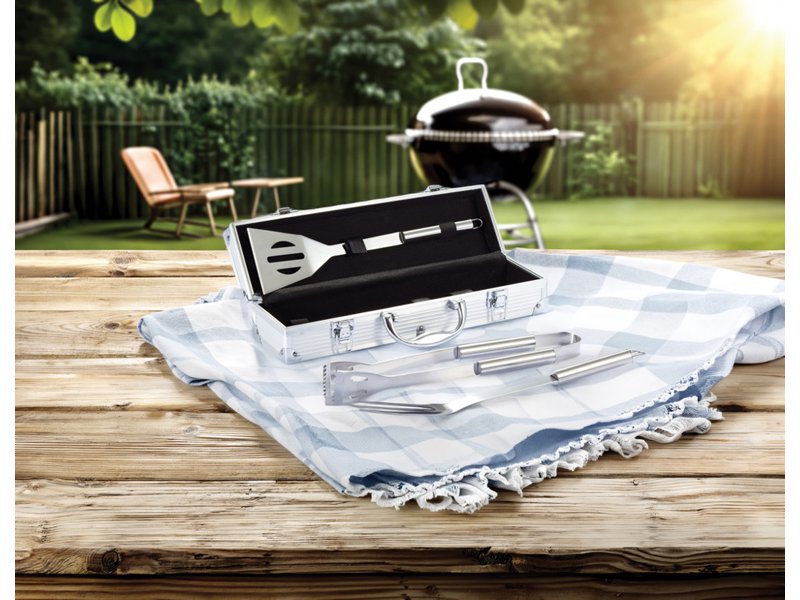 3-delige barbecue set in aluminium koffer