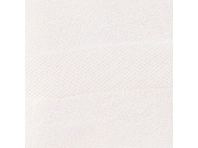 Sophie Muval handdoek 130x70 cm 500 gr/m² Sophie Muval handdoek 130x70 cm 500 gr/m²