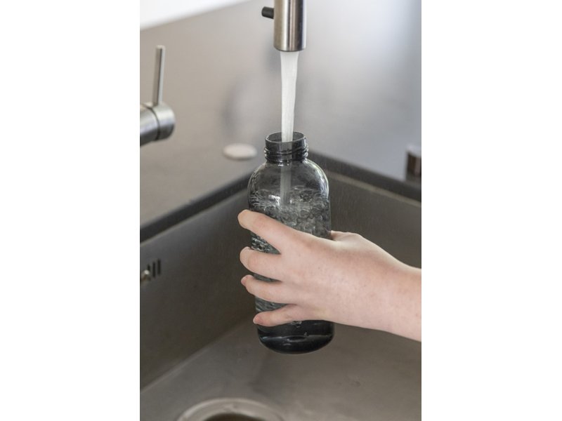 Lekvrije waterfles met metallic dop