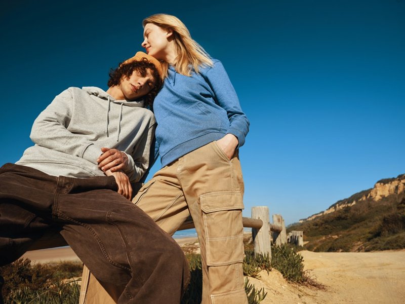 Duurzame Hoodie - Iqoniq - unieke QR code om kwaliteit te controleren Duurzame Hoodie - Iqoniq - unieke QR code om kwaliteit te controleren