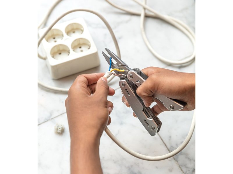 Solid multitool Solid multitool