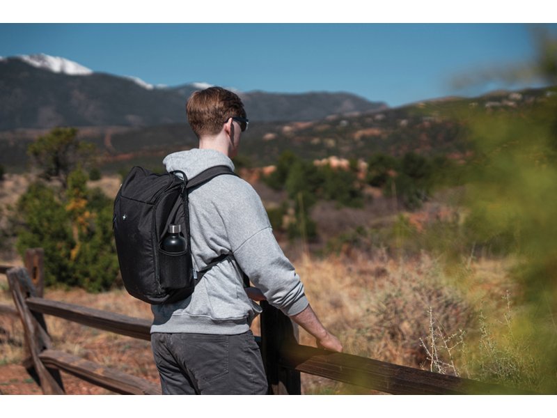 Swiss Peak AWARE™ easy access 15.6" laptop rugzak
