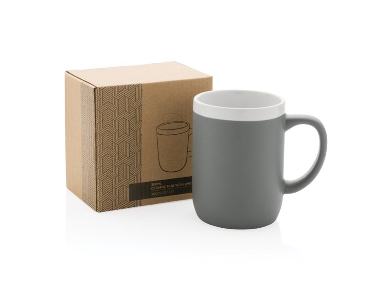 Keramische mok met witte rand