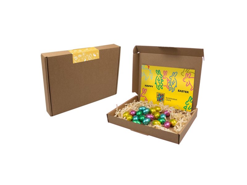 Doosje Paaseitjes in nest