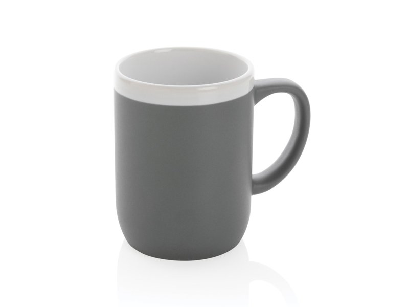 Keramische mok met witte rand