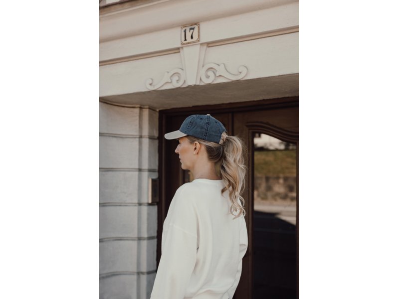 BEAU AWARE™ Washed 6 panel twill two tone cap BEAU AWARE™ Washed 6 panel twill two tone cap