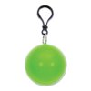 Bal met regenponcho