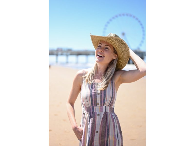 Strohoed camel Strohoed camel