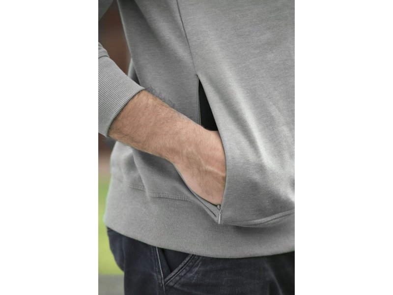 Sweater met ronde hals, basic maar zeer populair met eigen ontwerp Sweater met ronde hals, basic maar zeer populair met eigen ontwerp