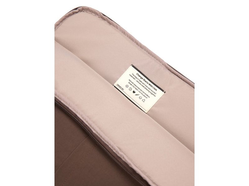 KENTO URBAN RCS gerecyclede nylon 15,6 inch laptopsleeve KENTO URBAN RCS gerecyclede nylon 15,6 inch laptopsleeve