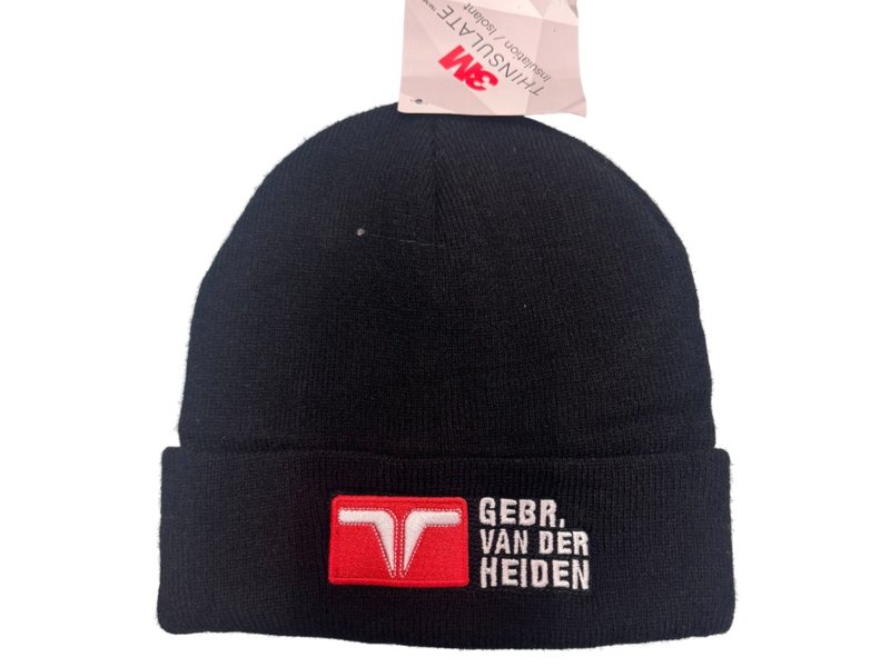 Geborduurde mutsen