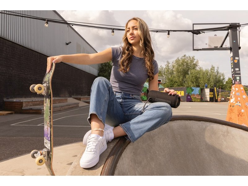 Urban Vitamin Pacific Grove RCS rplastic 30W speaker IPX7 Urban Vitamin Pacific Grove RCS rplastic 30W speaker IPX7