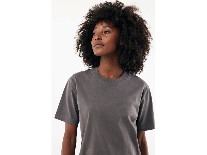 IQONIQ Nikko heavyweight gerecycled katoen t-shirt IQONIQ Nikko heavyweight gerecycled katoen t-shirt