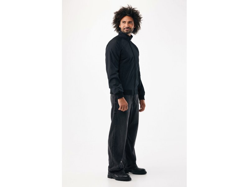 IQONIQ Urban Jas Odin