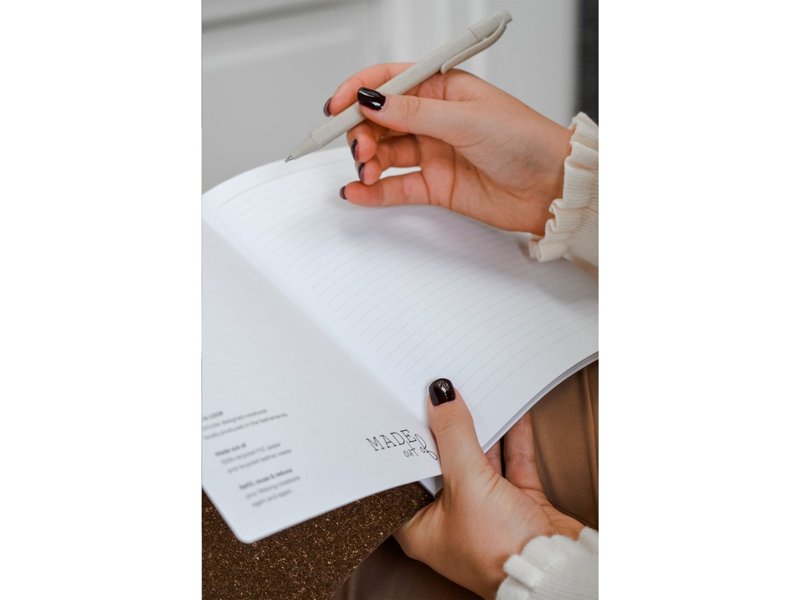 Recycled leather Refillable Notebook A5 notitieboek Recycled leather Refillable Notebook A5 notitieboek